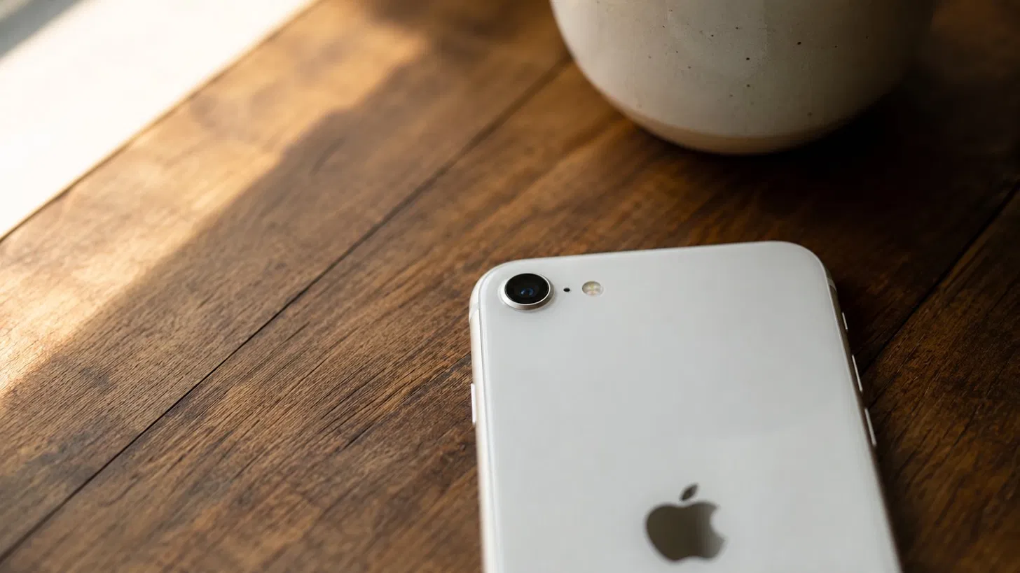 otkup iPhone SE — predaja iPhone SE u prodavnici